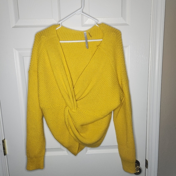 Sunny Yellow V-Neck Knit Sweater - Picture 1 of 3